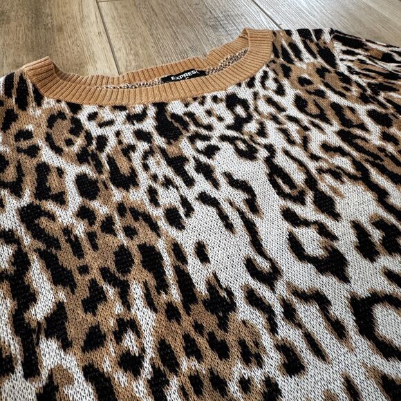 Express Women's XS Fitted Crewneck Sweater Leopard Print Soft Stretchy Tan Black - Picture 7 of 14